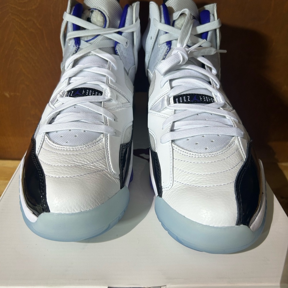 Jordan Athletic Shoes - White, Black, Gray, Blue - Picture 4 of 4